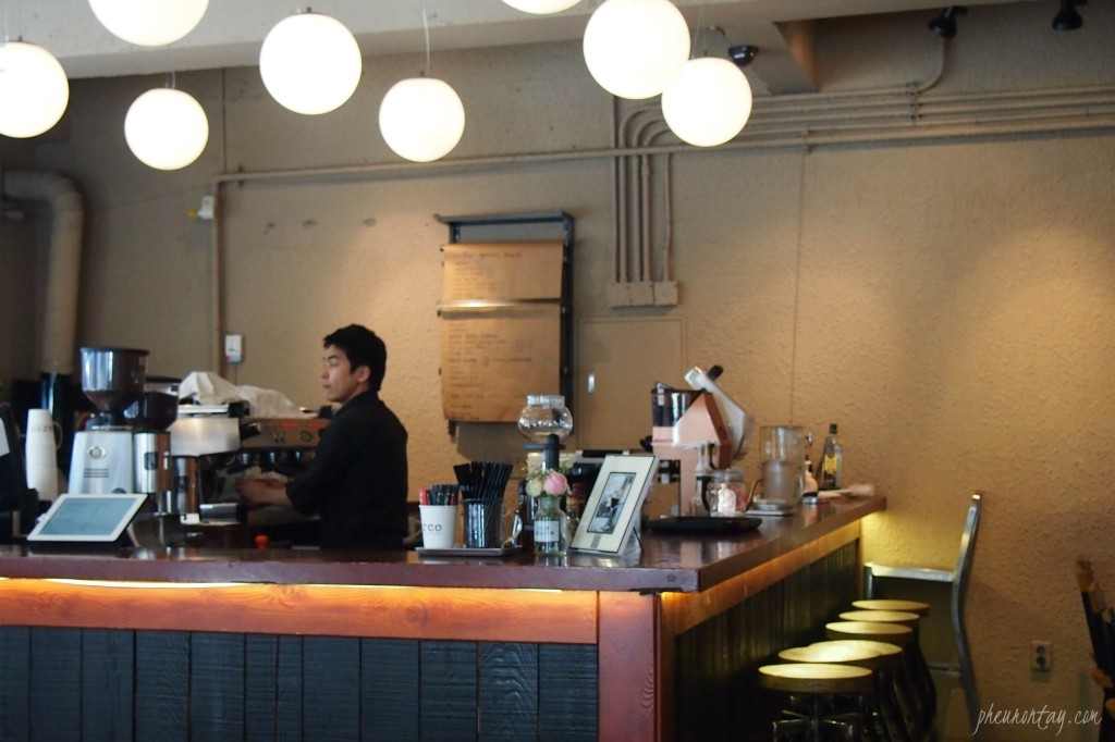 cafe arco garosugil south korea