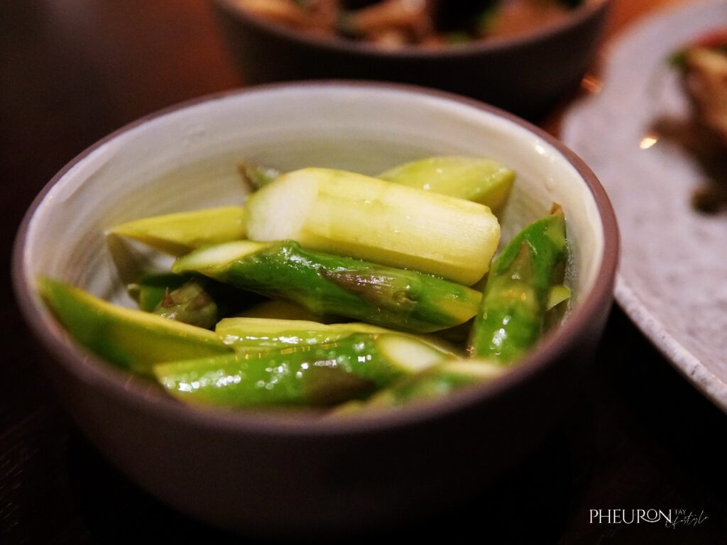  SKAI Restaurant & Bar at Swissôtel The Stamford, buttered asparagus